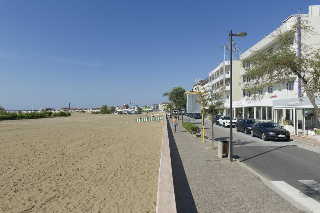 Hotel Benvenuto Caorle Exterior foto